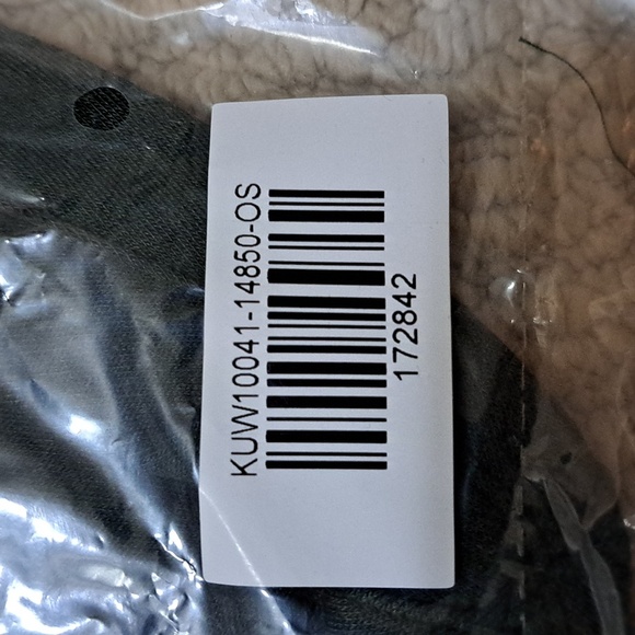 🇨🇦 Kit and Ace Brushed Cuffed Toque in Heather Forest Green, ✨️NWT✨️ O/S - Picture 5 of 5